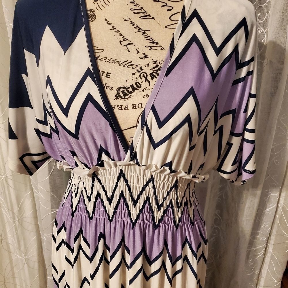 5th and Love Geometric Maxi Dress Medium - Picture 3 of 8